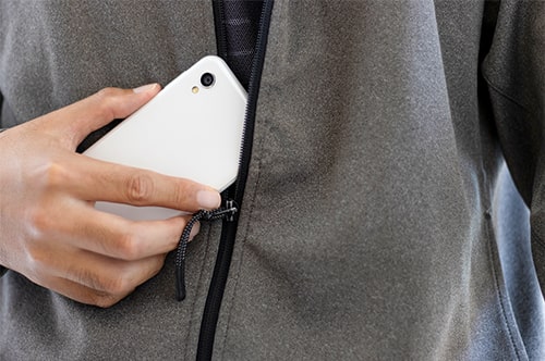 盗撮で現行犯逮捕される？ 後日逮捕される可能性やきっかけや証...